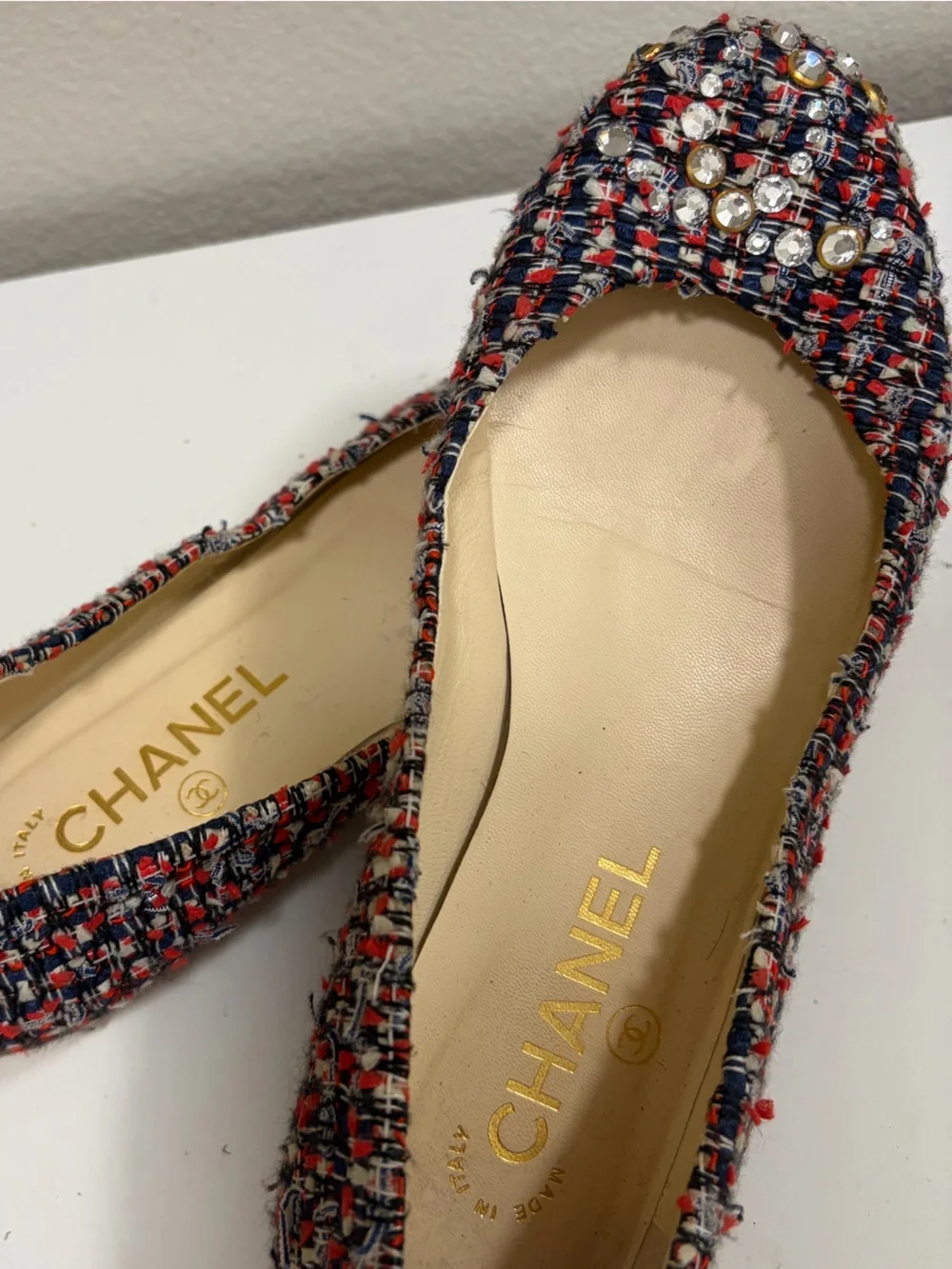 CHANEL Tweed Crystal Embellished Ballet Flats – Made in Italy – Size 37